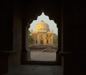 45704,Arched Doorway at Lodi Gardens